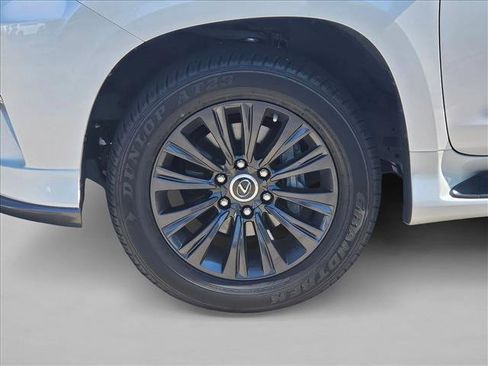 Used 2023 Lexus GX 460 Premium AWD/4WD image 14