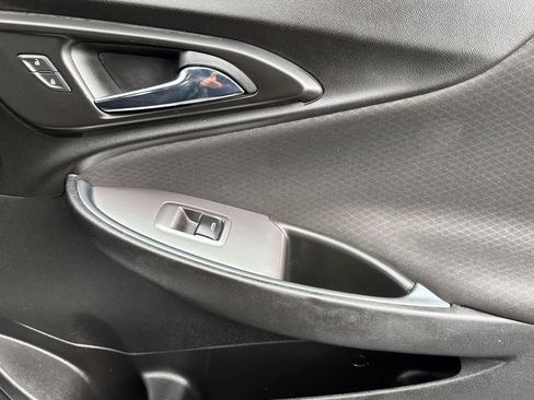 Used 2020 Chevrolet Malibu LT image 18