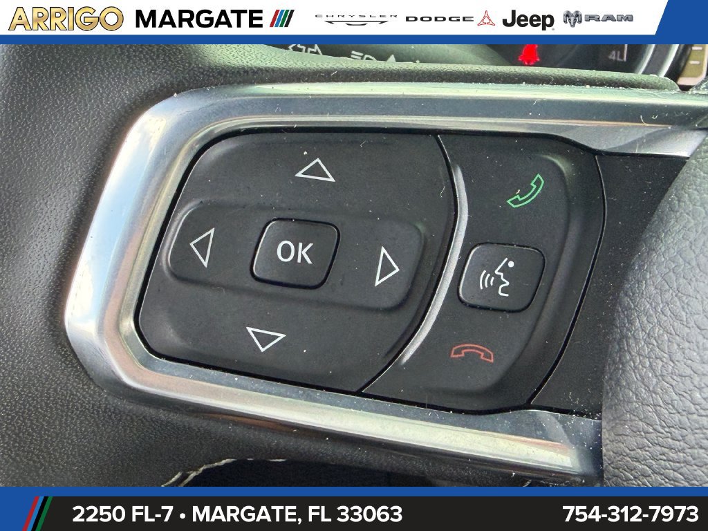 Used 2023 Jeep Gladiator Overland w/ Popular Equipment Package AWD/4WD image 32