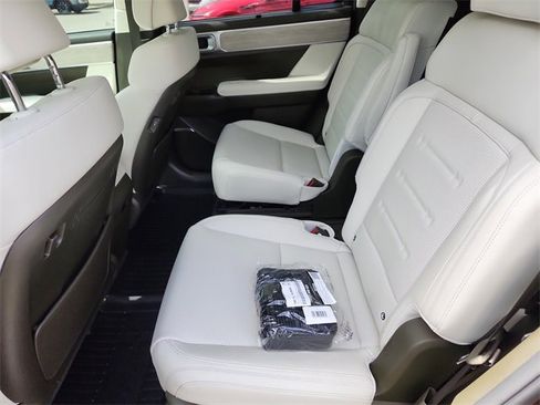 New 2024 Hyundai Santa Fe Calligraphy image 15