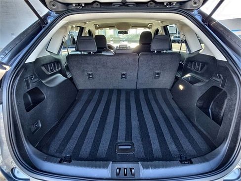 Used 2024 Ford Edge SE image 16