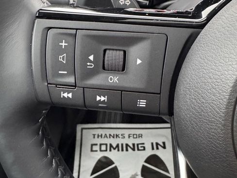 Used 2024 Nissan Pathfinder Platinum w/ Cargo Package image 34