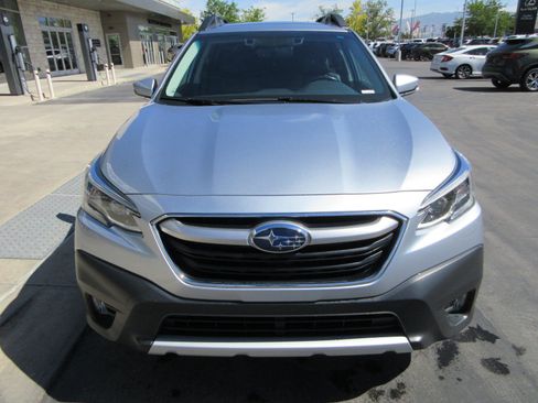 Used 2022 Subaru Outback Limited XT AWD/4WD image 15