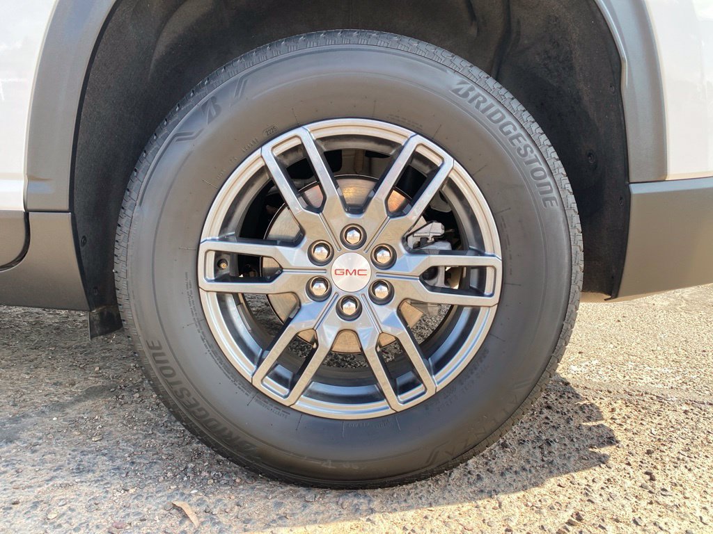 Used 2025 GMC Acadia Elevation FWD image 27