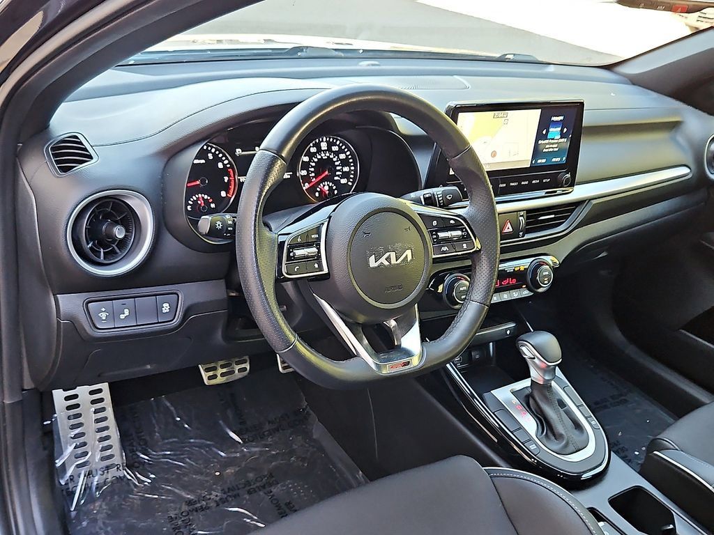 Used 2024 Kia Forte GT-Line w/ GT-Line Premium Package FWD image 26