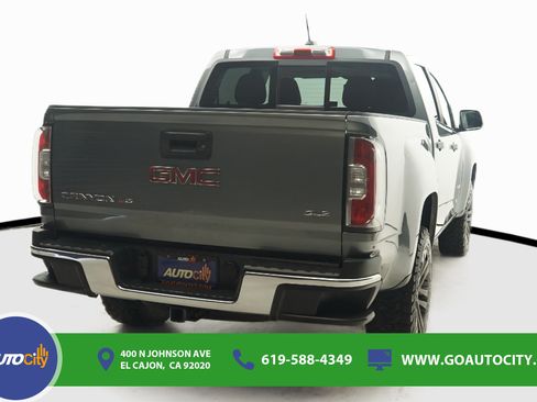 Used 2020 GMC Canyon SLE w/ Elevation Edition RWD image 10