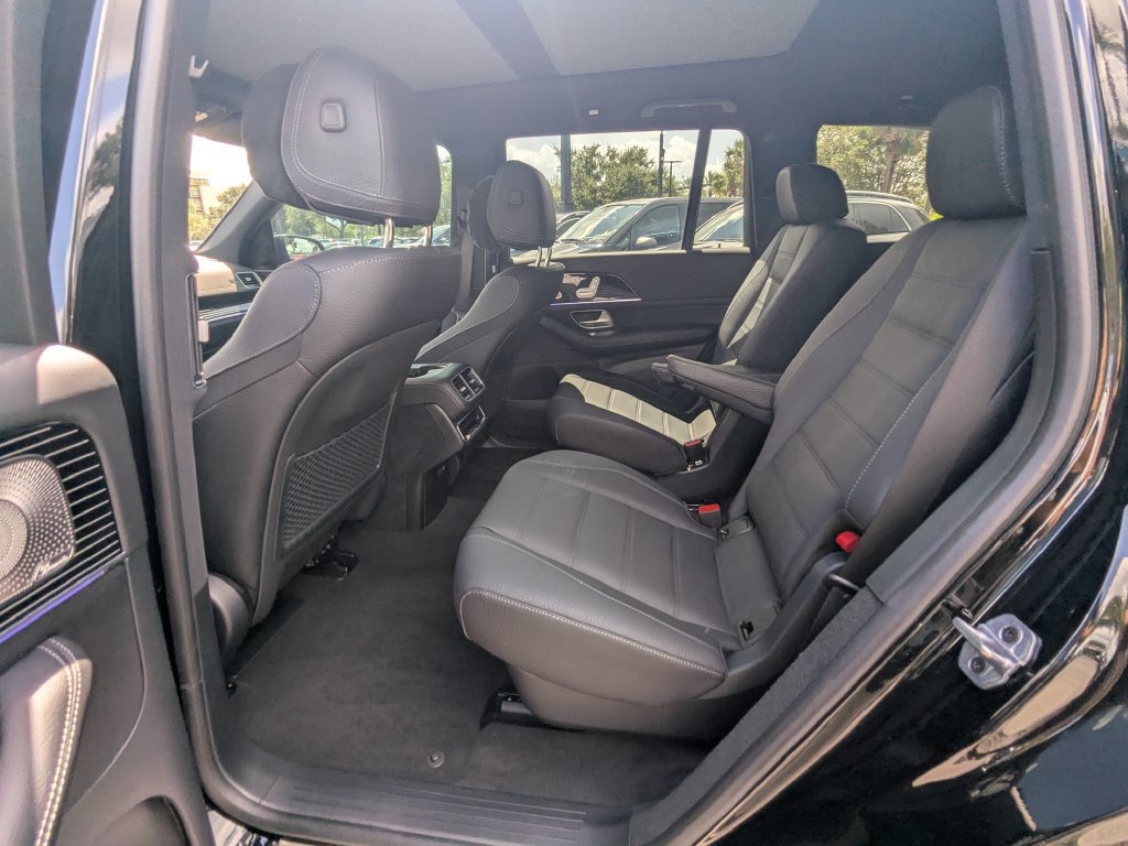 Certified 2025 Mercedes-Benz GLS 580 4MATIC image 27