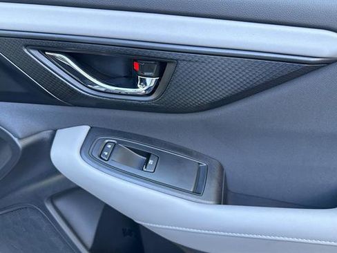 Certified 2025 Subaru Outback Premium w/ Popular Package #1A image 19