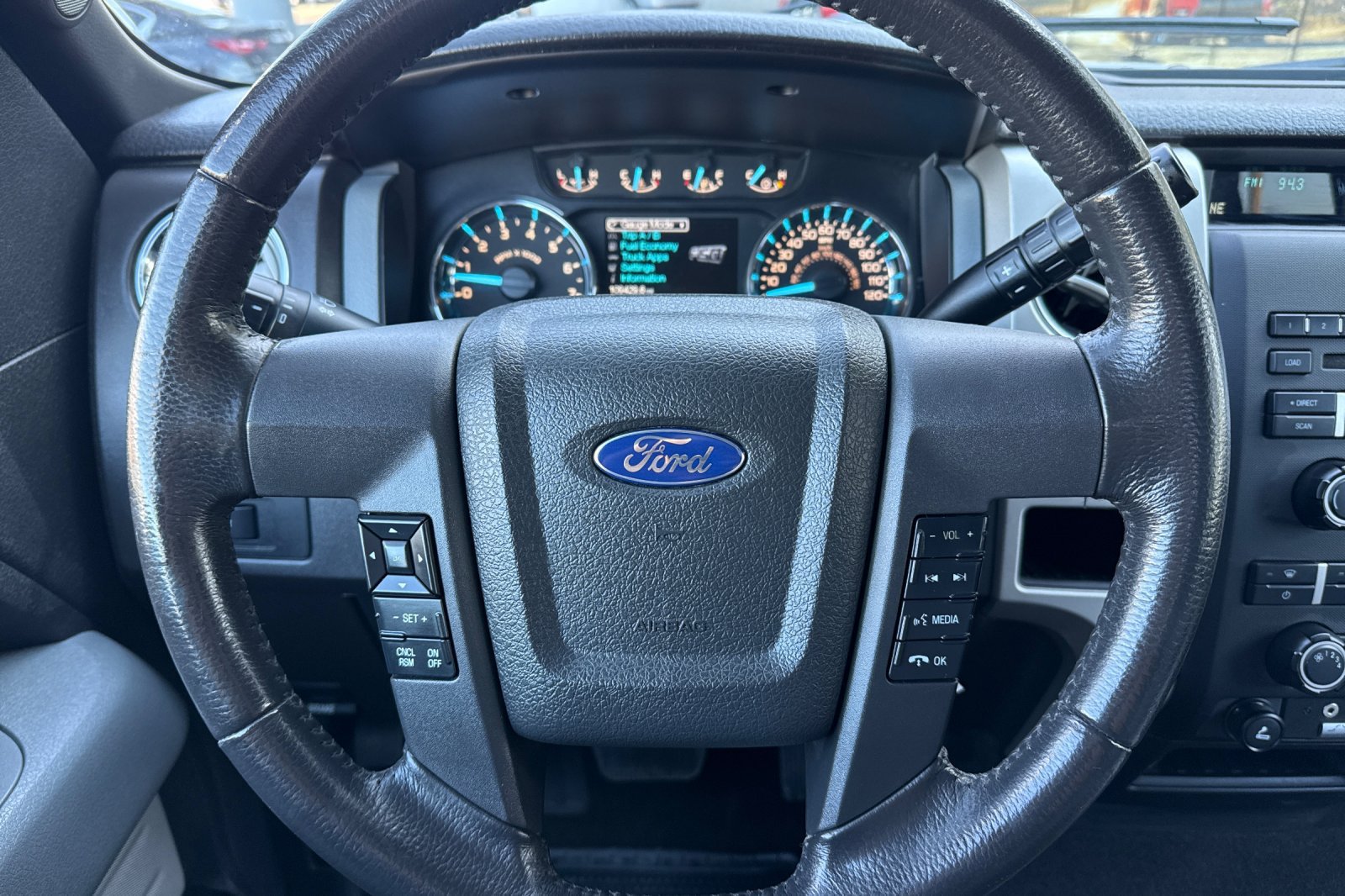 Used 2012 Ford F150 XLT w/ XLT Convenience Pkg RWD image 25