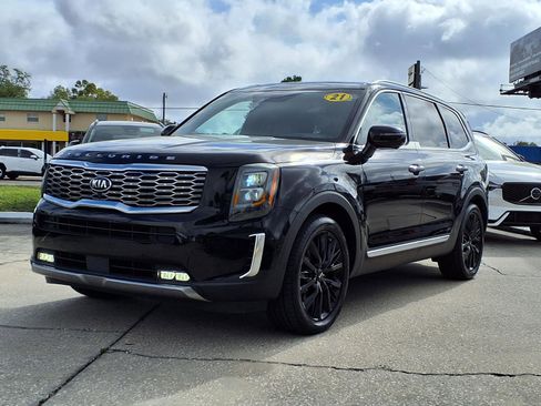 Used 2021 Kia Telluride SX w/ SX Prestige Package image 3