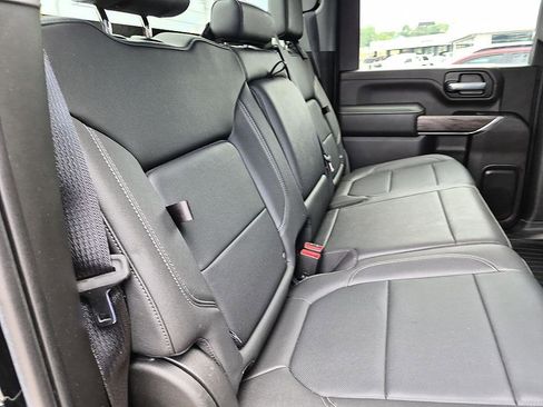 Used 2022 Chevrolet Silverado 2500 LTZ AWD/4WD image 31