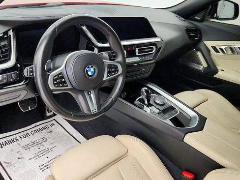 Used 2022 BMW Z4 M40i w/ Premium Package image 12