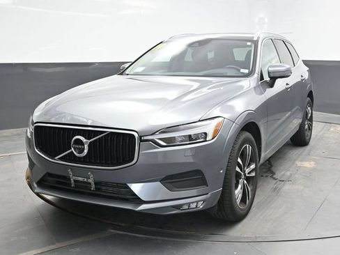 Used 2019 Volvo XC60 T6 Momentum w/ Advanced Package AWD/4WD image 2