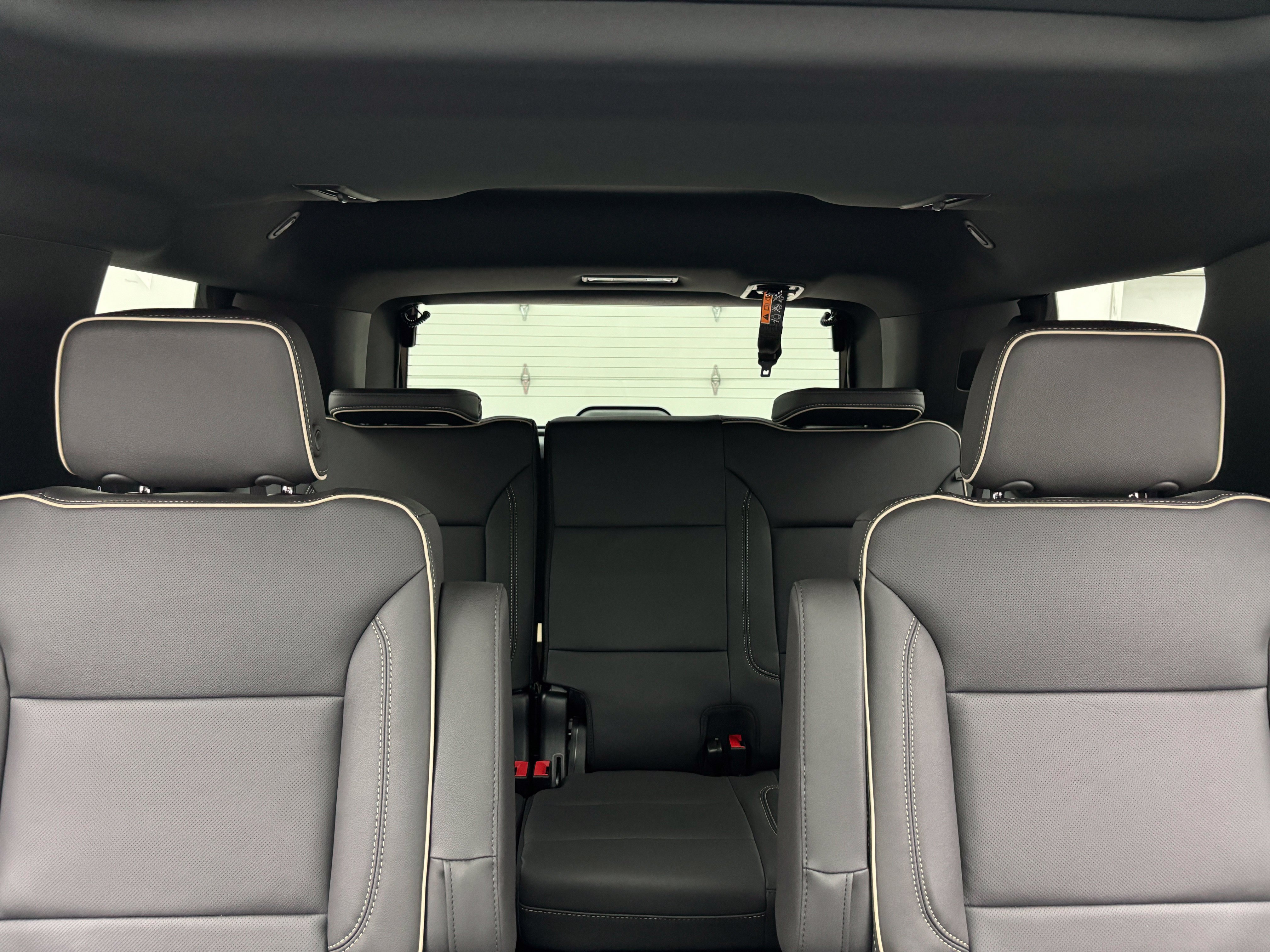 New 2026 GMC Yukon Elevation w/ Elevation Premium Package AWD/4WD image 46