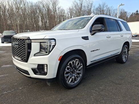 Certified 2023 GMC Yukon Denali image 3