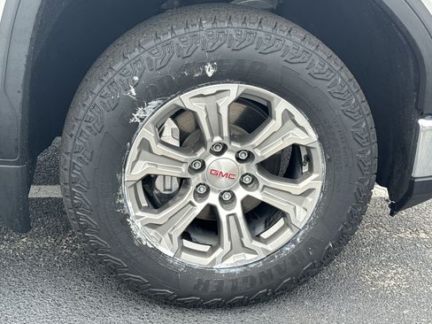 Used 2023 GMC Sierra 1500 Pro w/ Pro Value Package RWD image 12