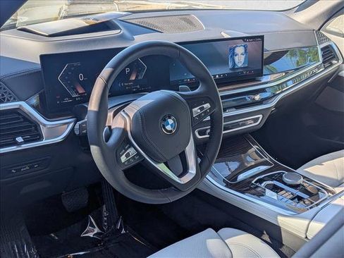 Used 2026 BMW X5 xDrive40i AWD/4WD image 10