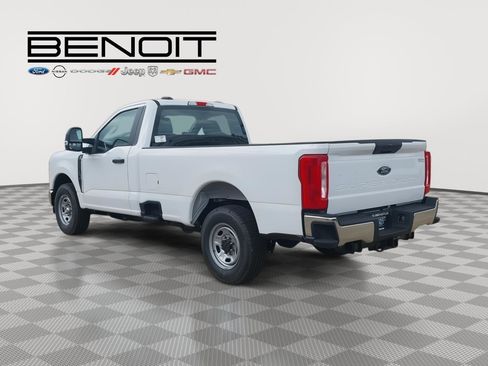 New 2026 Ford F250 XL w/ XL Chrome Package image 7