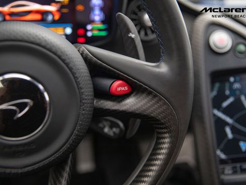 Used 2014 McLaren P1 image 46