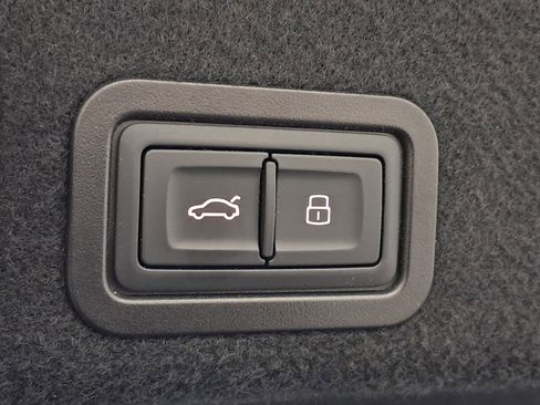 Used 2018 Audi S6 Prestige image 49