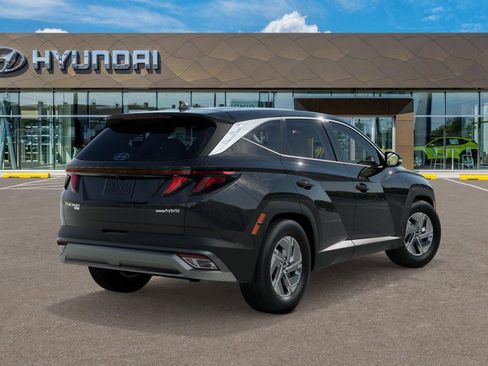 New 2026 Hyundai Tucson Blue SE image 4