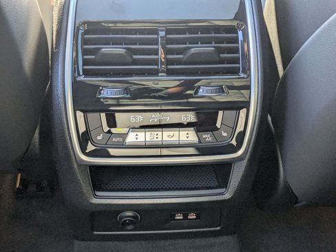 New 2026 BMW X5 M60i w/ Executive Package image 32