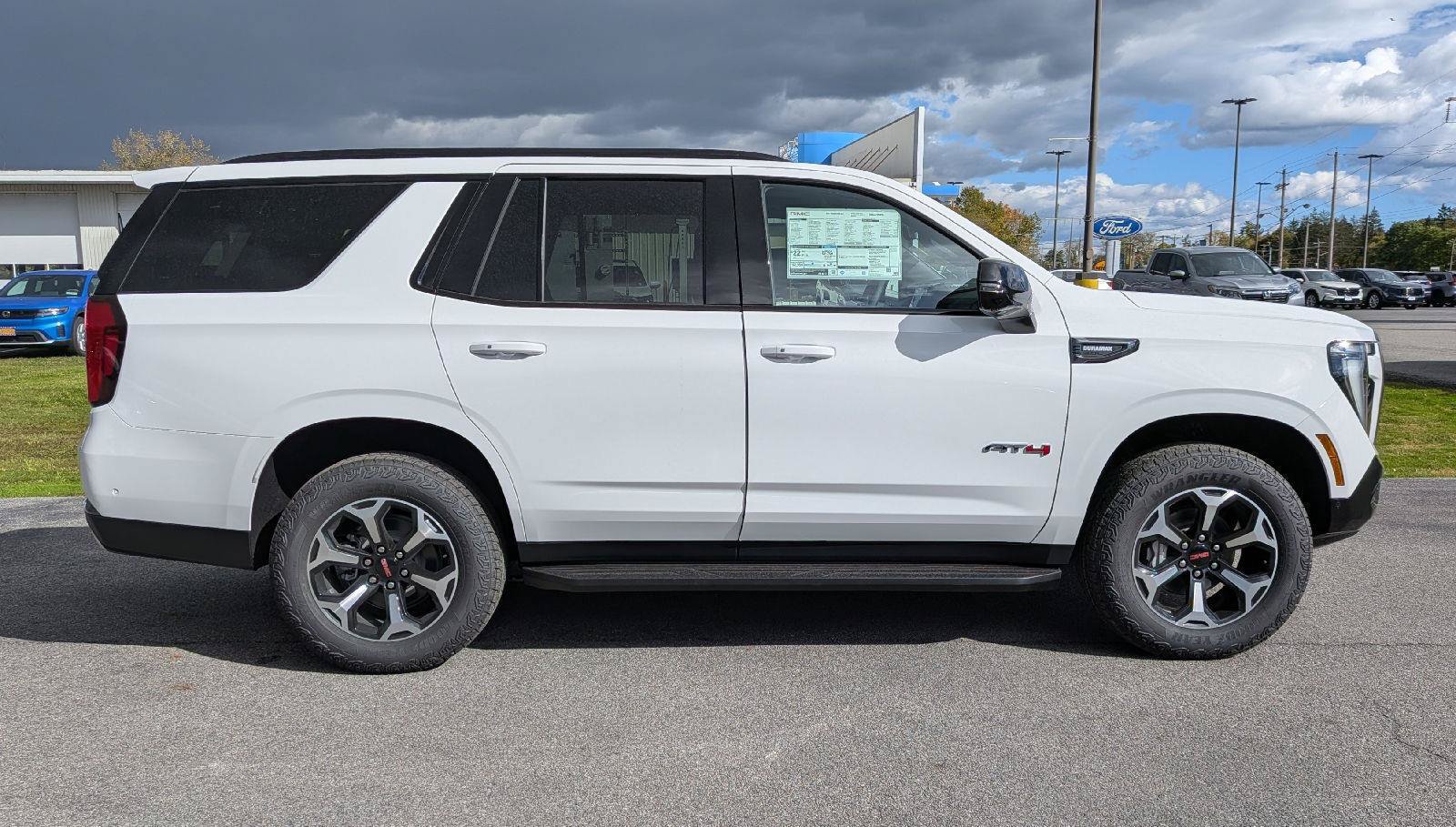 New 2027 GMC Yukon AT4 w/ AT4 Premium Package AWD/4WD image 5