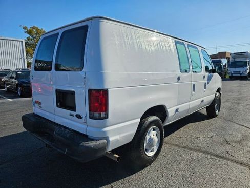 Used 2014 Ford E-250 and Econoline 250 w/ Power Group image 4
