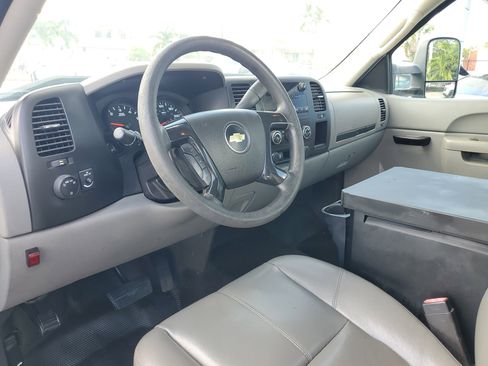 Used 2013 Chevrolet Silverado 1500 W/T image 13