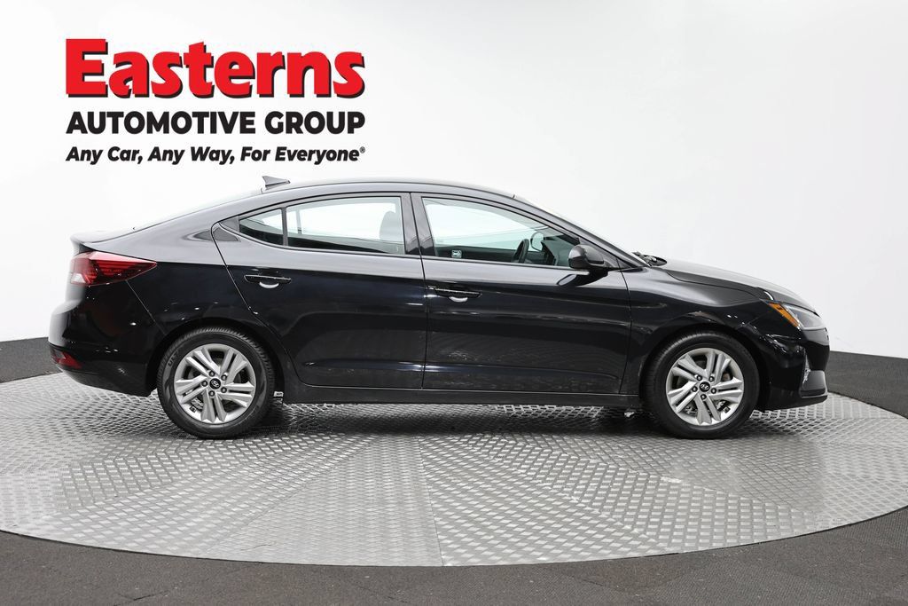 Used 2020 Hyundai Elantra SEL w/ Cargo Package (C1) FWD image 4