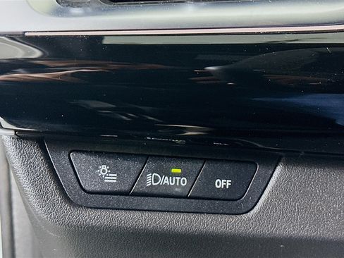 Used 2025 BMW X2 xDrive28i image 17