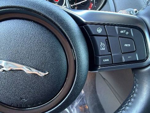 Used 2019 Jaguar F-TYPE Convertible AWD image 20