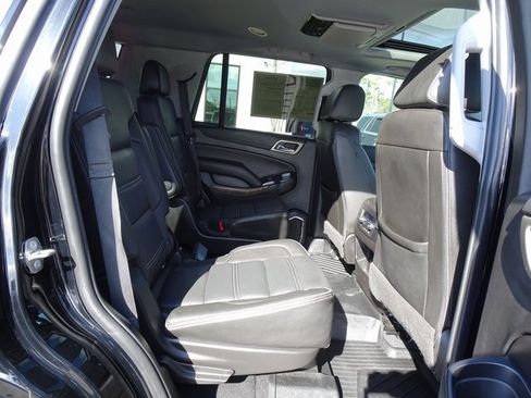 Used 2019 GMC Yukon Denali w/ Denali Ultimate Package image 20