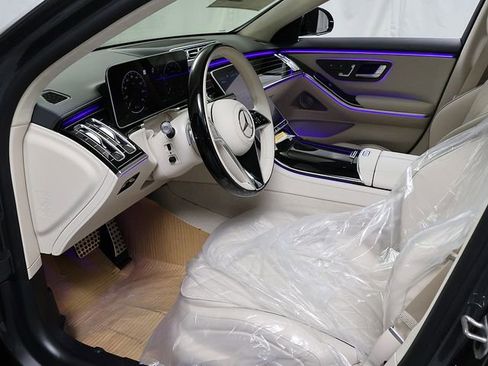 New 2026 Mercedes-Benz S 580 4MATIC Sedan image 11