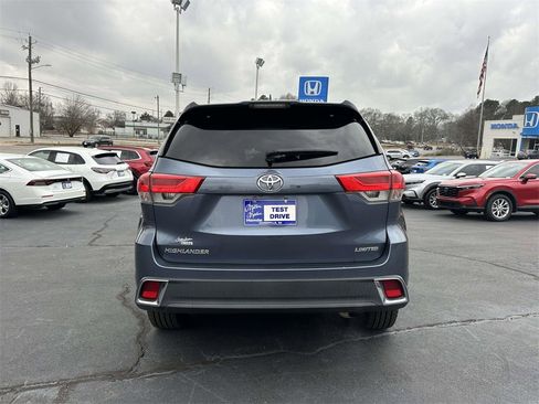 Used 2019 Toyota Highlander Limited image 26