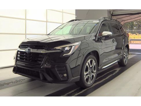 Used 2023 Subaru Ascent Limited w/ Technology Package AWD/4WD image 1