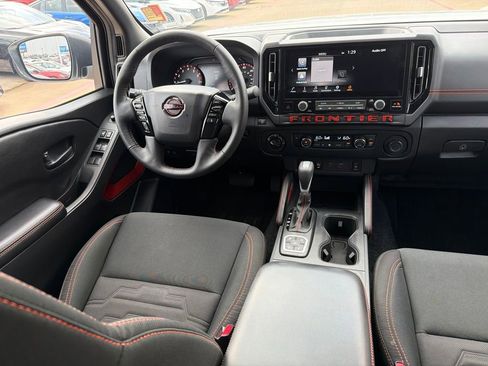 Used 2026 Nissan Frontier PRO-4X AWD/4WD image 20