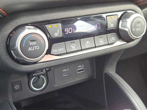 Used 2025 Nissan Versa SR w/ Trunk Package image 26