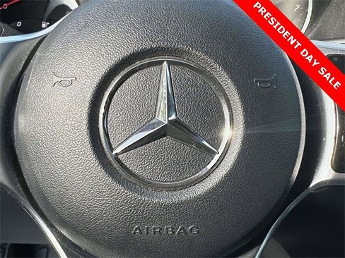 Certified 2022 Mercedes-Benz GLC 300 4MATIC image 23