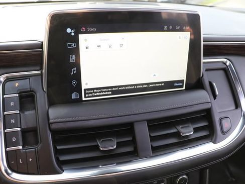 Used 2022 Chevrolet Tahoe Z71 w/ Luxury Package AWD/4WD image 22