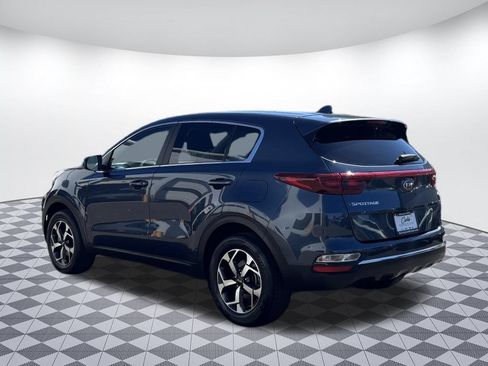 Used 2022 Kia Sportage LX AWD/4WD image 5