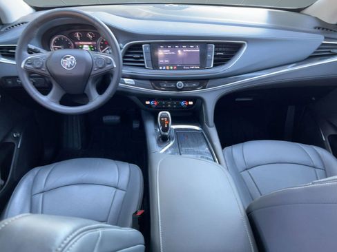 Certified 2020 Buick Enclave Essence image 15