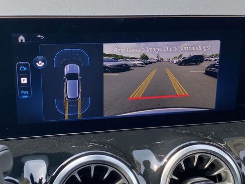 Certified 2025 Mercedes-Benz GLA 250 image 30