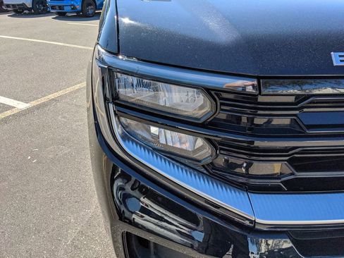 Certified 2025 Ford Expedition Platinum image 12