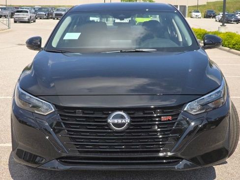 New 2025 Nissan Sentra SR w/ Midnight Edition image 19