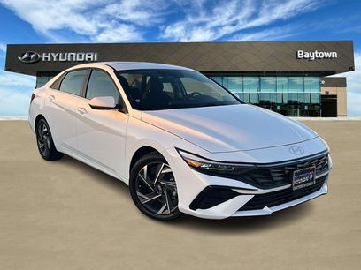 Certified 2025 Hyundai Elantra SEL