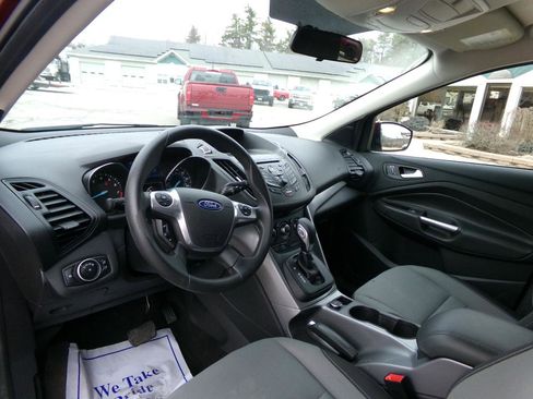 Used 2015 Ford Escape SE AWD/4WD image 11