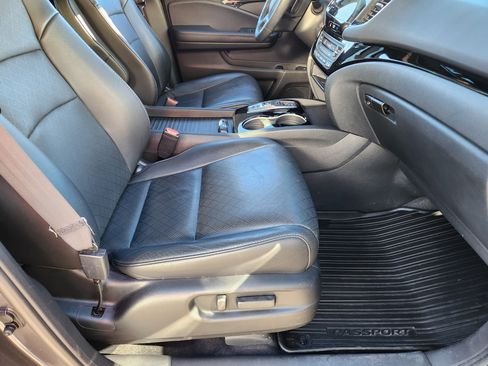 Used 2021 Honda Passport Touring image 17