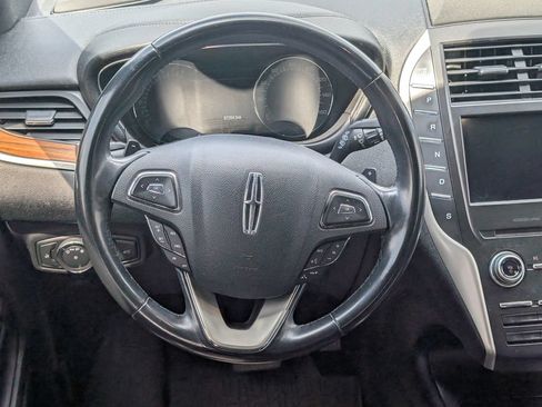 Used 2018 Lincoln MKC Reserve FWD image 11