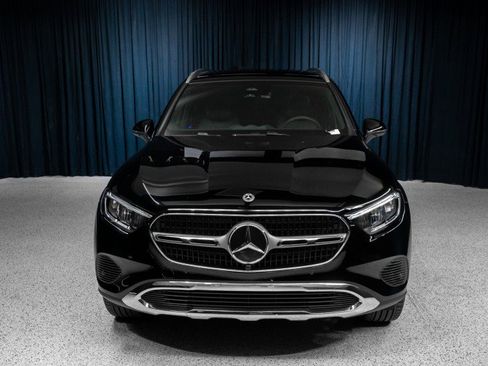 Certified 2026 Mercedes-Benz GLC 300 image 2